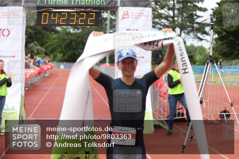 14.06.2026 - 7 Türme Triathlon Andreas Tolksdorf http://msf.ph/oto/9803363 14.06.2026 15:23:21 Ziel 848 meine-sportfotos.de