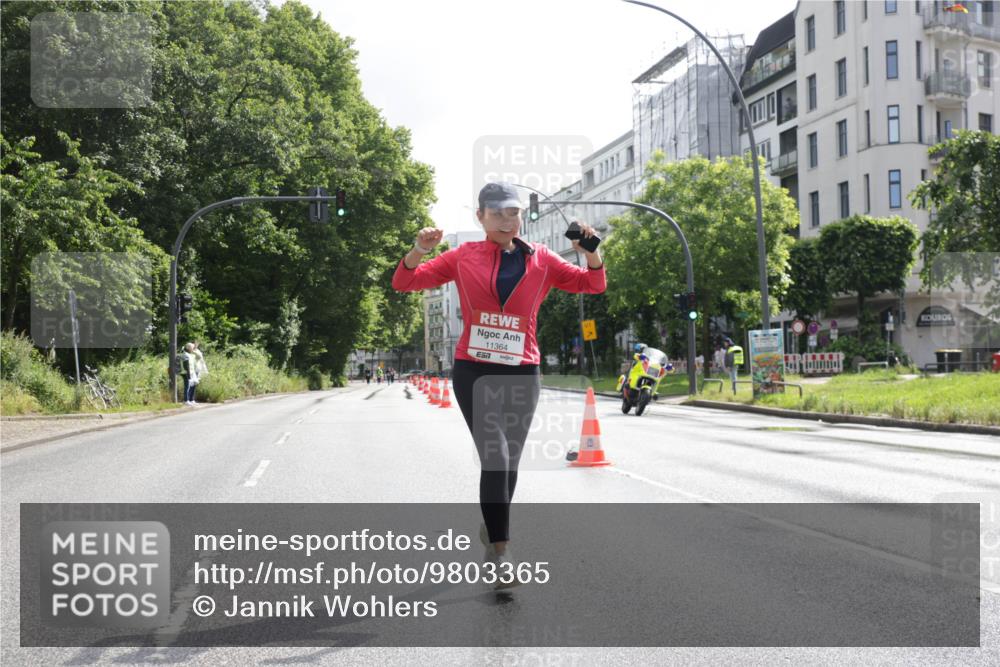 14.06.2026 - REWE Women's Run Jannik Wohlers http://msf.ph/oto/9803365 14.06.2026 10:19:45 Laufen 11364 meine-sportfotos.de