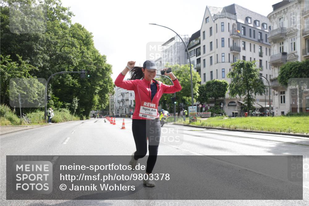 14.06.2026 - REWE Women's Run Jannik Wohlers http://msf.ph/oto/9803378 14.06.2026 10:19:46 Laufen 11364, 7 meine-sportfotos.de