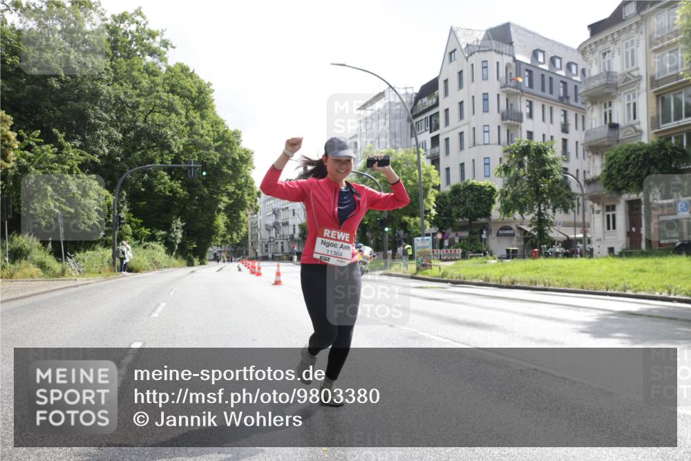 14.06.2026 - REWE Women's Run Jannik Wohlers http://msf.ph/oto/9803380 14.06.2026 10:19:46 Laufen 11364, 7, 000 meine-sportfotos.de