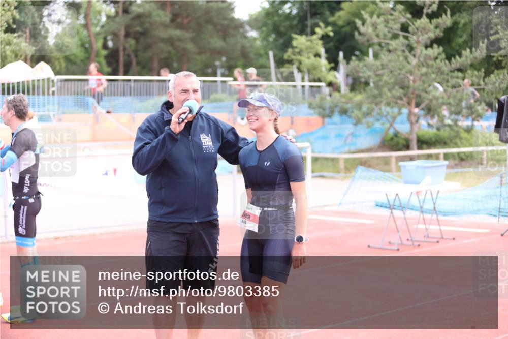 14.06.2026 - 7 Türme Triathlon Andreas Tolksdorf http://msf.ph/oto/9803385 14.06.2026 15:23:55 Ziel  meine-sportfotos.de