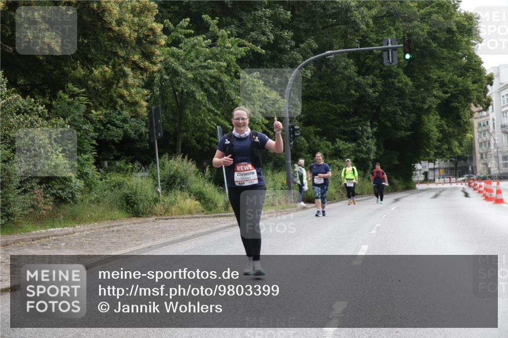 14.06.2026 - REWE Women's Run Jannik Wohlers http://msf.ph/oto/9803399 14.06.2026 10:20:34 Laufen 11193 meine-sportfotos.de