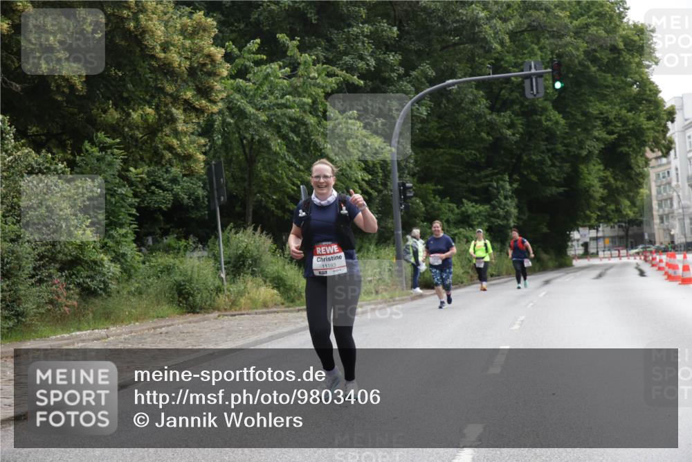 14.06.2026 - REWE Women's Run Jannik Wohlers http://msf.ph/oto/9803406 14.06.2026 10:20:34 Laufen 11193, 7 meine-sportfotos.de