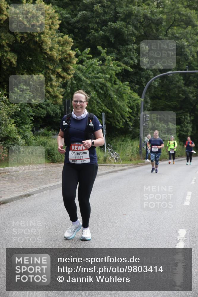 14.06.2026 - REWE Women's Run Jannik Wohlers http://msf.ph/oto/9803414 14.06.2026 10:20:35 Laufen 11193 meine-sportfotos.de
