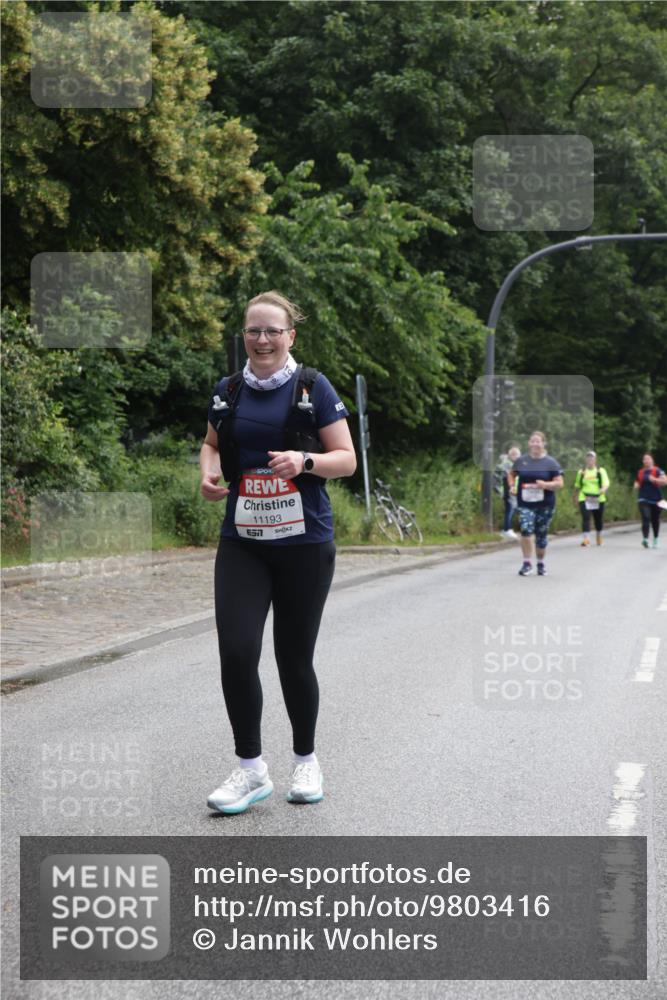 14.06.2026 - REWE Women's Run Jannik Wohlers http://msf.ph/oto/9803416 14.06.2026 10:20:35 Laufen 11193, 7 meine-sportfotos.de