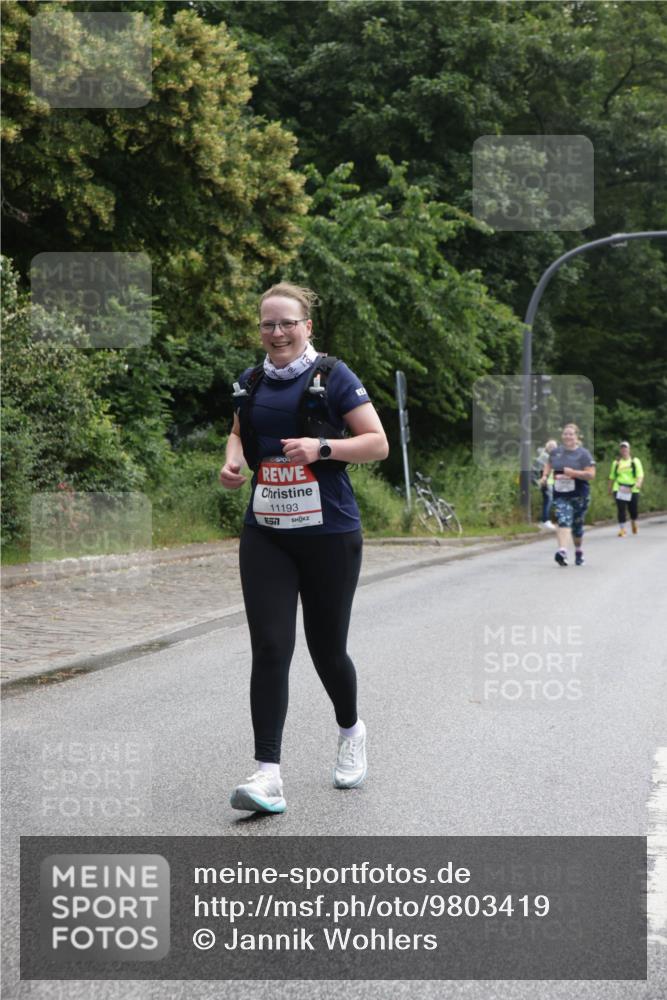 14.06.2026 - REWE Women's Run Jannik Wohlers http://msf.ph/oto/9803419 14.06.2026 10:20:35 Laufen 11193, 7 meine-sportfotos.de