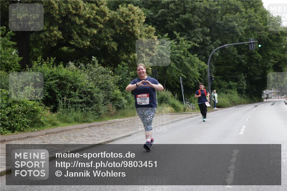 14.06.2026 - REWE Women's Run Jannik Wohlers http://msf.ph/oto/9803451 14.06.2026 10:20:43 Laufen  meine-sportfotos.de