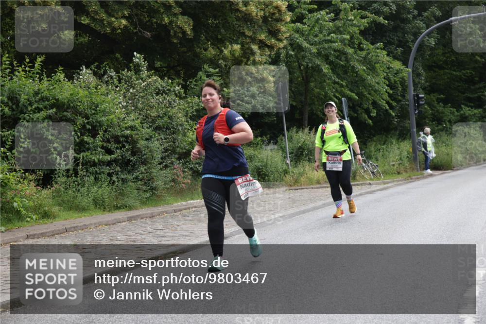 14.06.2026 - REWE Women's Run Jannik Wohlers http://msf.ph/oto/9803467 14.06.2026 10:20:47 Laufen 10540 meine-sportfotos.de