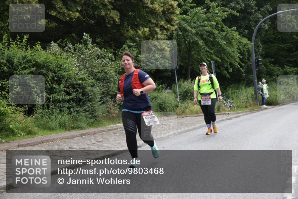 14.06.2026 - REWE Women's Run Jannik Wohlers http://msf.ph/oto/9803468 14.06.2026 10:20:47 Laufen 10540 meine-sportfotos.de