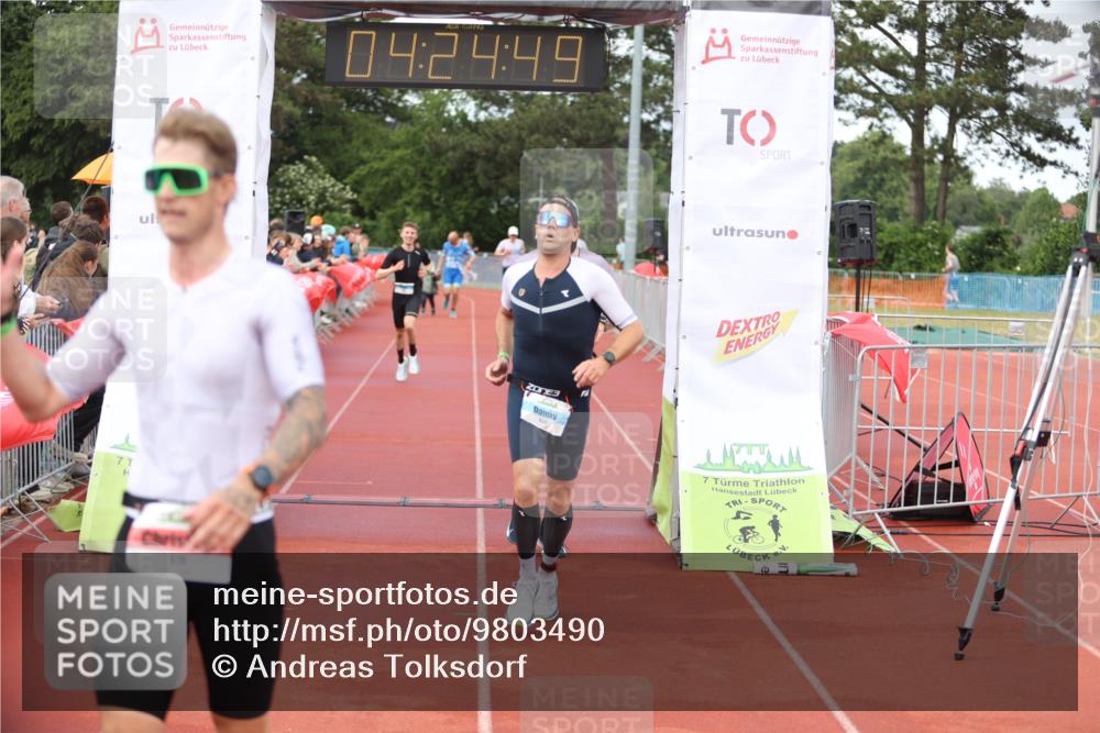 14.06.2026 - 7 Türme Triathlon Andreas Tolksdorf http://msf.ph/oto/9803490 14.06.2026 15:24:47 Ziel 873, 950, 959, 1019 meine-sportfotos.de