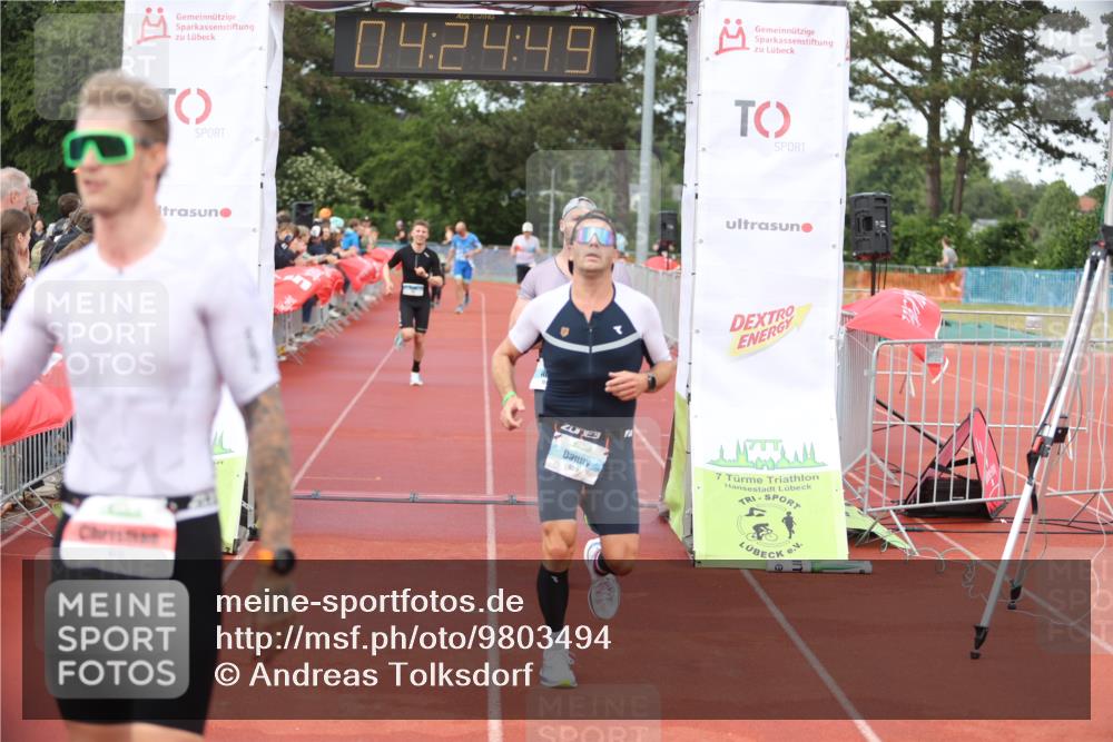 14.06.2026 - 7 Türme Triathlon Andreas Tolksdorf http://msf.ph/oto/9803494 14.06.2026 15:24:48 Ziel 873, 950, 959, 1019, 1026 meine-sportfotos.de