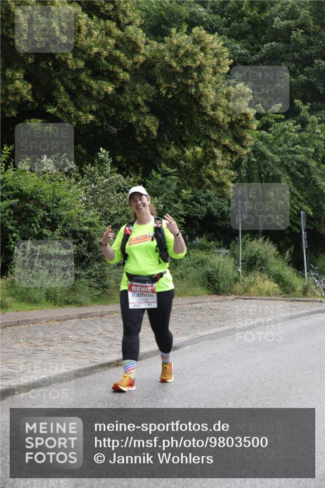14.06.2026 - REWE Women's Run Jannik Wohlers http://msf.ph/oto/9803500 14.06.2026 10:20:50 Laufen 10100 meine-sportfotos.de