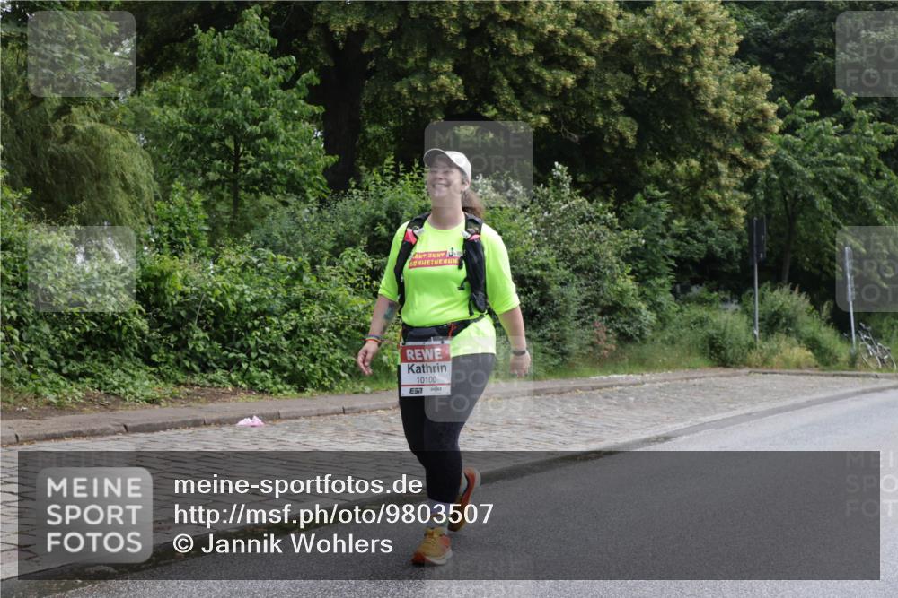 14.06.2026 - REWE Women's Run Jannik Wohlers http://msf.ph/oto/9803507 14.06.2026 10:20:52 Laufen 10100, 7 meine-sportfotos.de