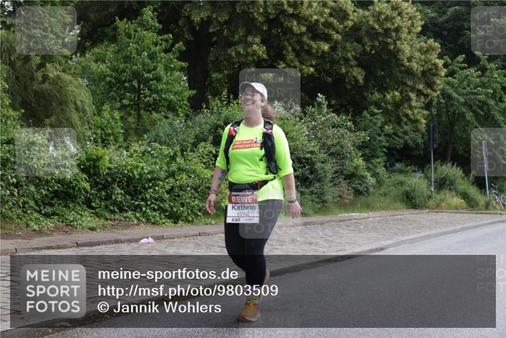 14.06.2026 - REWE Women's Run Jannik Wohlers http://msf.ph/oto/9803509 14.06.2026 10:20:52 Laufen 10100 meine-sportfotos.de