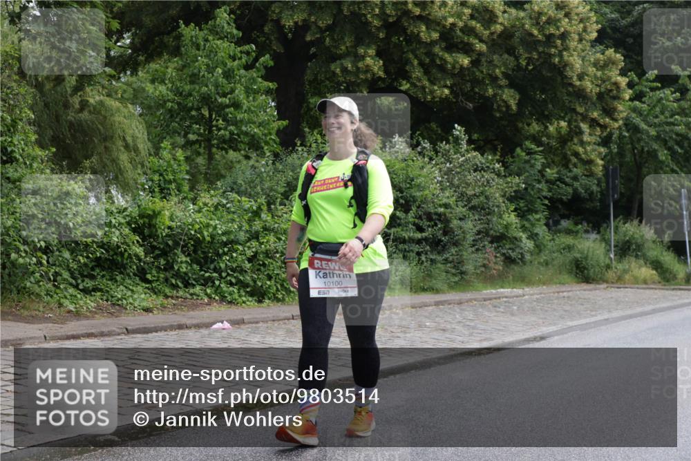 14.06.2026 - REWE Women's Run Jannik Wohlers http://msf.ph/oto/9803514 14.06.2026 10:20:52 Laufen 10100 meine-sportfotos.de