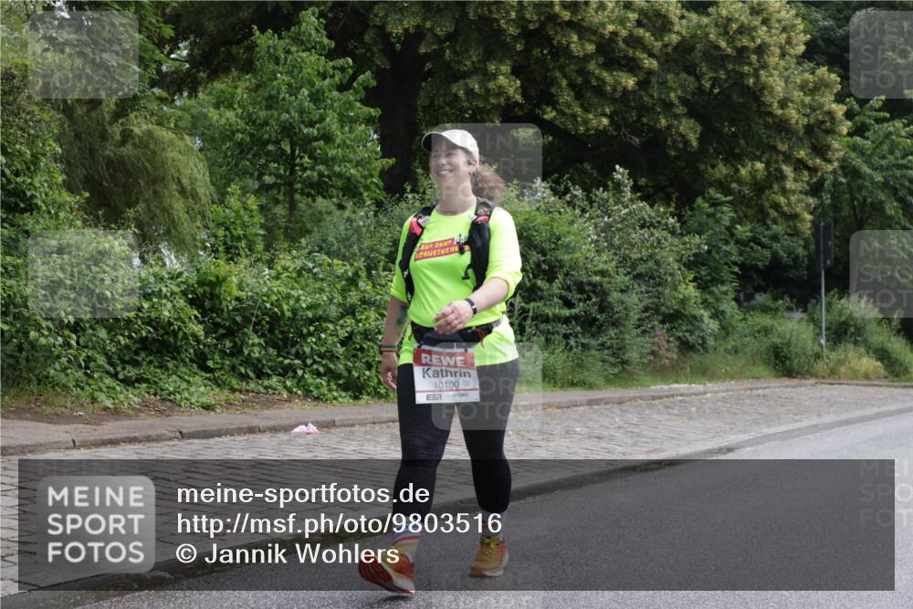14.06.2026 - REWE Women's Run Jannik Wohlers http://msf.ph/oto/9803516 14.06.2026 10:20:52 Laufen 10100 meine-sportfotos.de