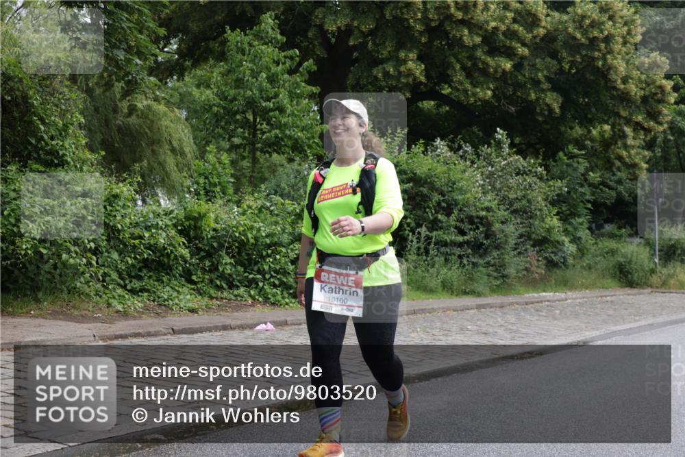 14.06.2026 - REWE Women's Run Jannik Wohlers http://msf.ph/oto/9803520 14.06.2026 10:20:52 Laufen 10100 meine-sportfotos.de