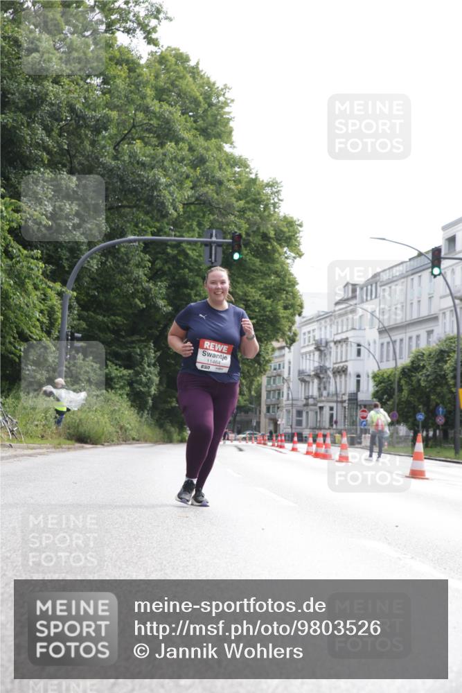 14.06.2026 - REWE Women's Run Jannik Wohlers http://msf.ph/oto/9803526 14.06.2026 10:22:09 Laufen 11464, 7 meine-sportfotos.de