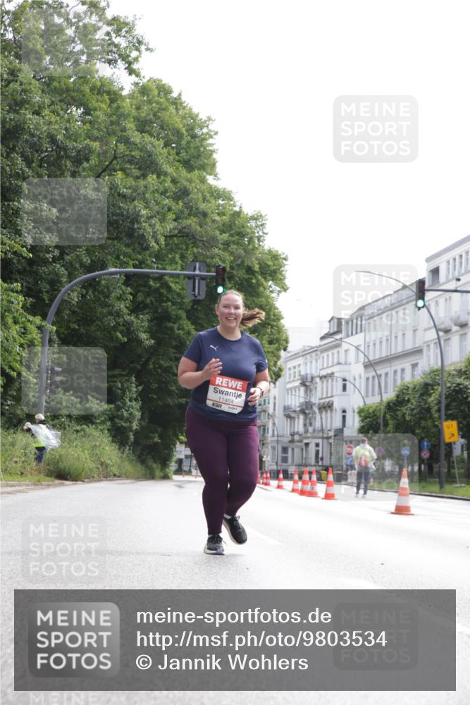 14.06.2026 - REWE Women's Run Jannik Wohlers http://msf.ph/oto/9803534 14.06.2026 10:22:09 Laufen 11464, 7, 1 meine-sportfotos.de