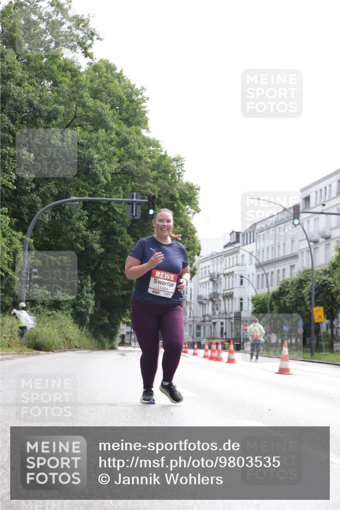 14.06.2026 - REWE Women's Run Jannik Wohlers http://msf.ph/oto/9803535 14.06.2026 10:22:09 Laufen 11464, 1 meine-sportfotos.de