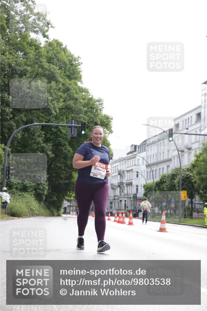 14.06.2026 - REWE Women's Run Jannik Wohlers http://msf.ph/oto/9803538 14.06.2026 10:22:09 Laufen 11464, 1 meine-sportfotos.de