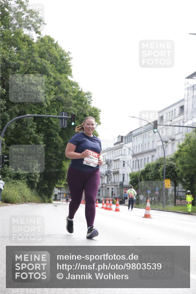 14.06.2026 - REWE Women's Run Jannik Wohlers http://msf.ph/oto/9803539 14.06.2026 10:22:09 Laufen 11464, 57, 01 meine-sportfotos.de