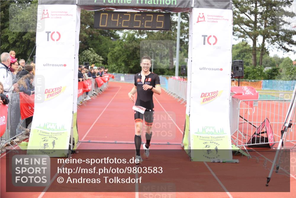 14.06.2026 - 7 Türme Triathlon Andreas Tolksdorf http://msf.ph/oto/9803583 14.06.2026 15:25:23 Ziel 746 meine-sportfotos.de