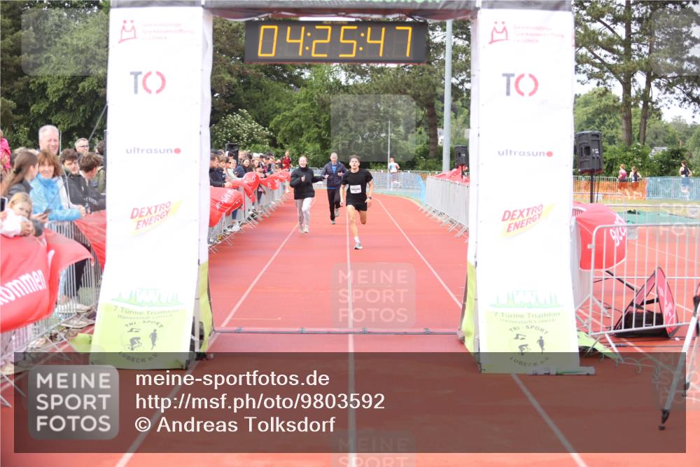 14.06.2026 - 7 Türme Triathlon Andreas Tolksdorf http://msf.ph/oto/9803592 14.06.2026 15:25:46 Ziel 1192 meine-sportfotos.de
