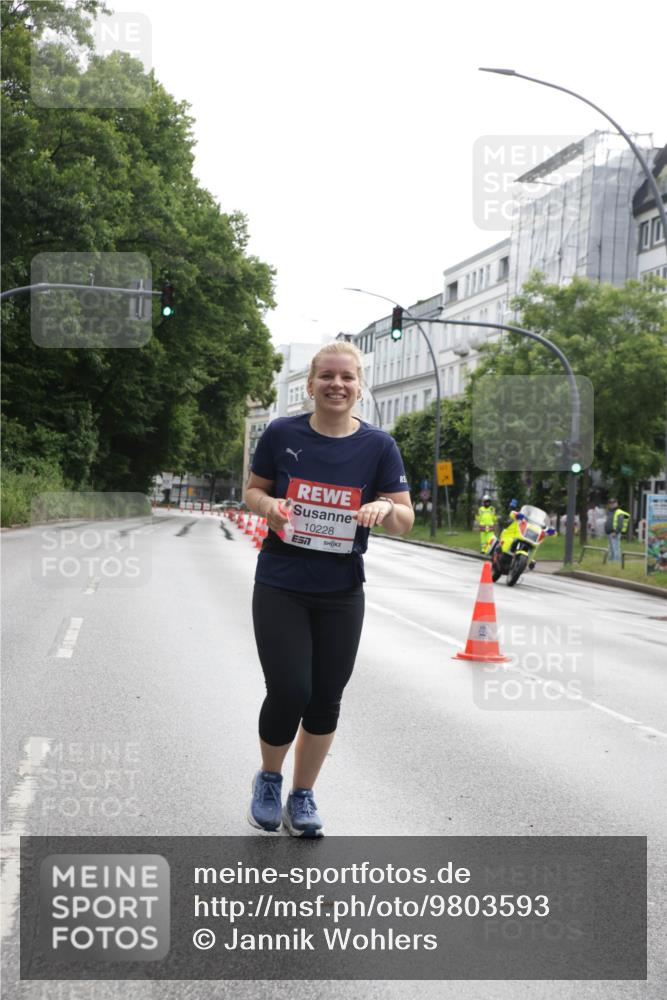 14.06.2026 - REWE Women's Run Jannik Wohlers http://msf.ph/oto/9803593 14.06.2026 10:23:06 Laufen 10228, 7, 00 meine-sportfotos.de