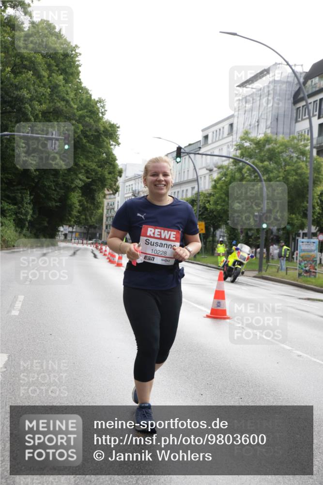 14.06.2026 - REWE Women's Run Jannik Wohlers http://msf.ph/oto/9803600 14.06.2026 10:23:06 Laufen 10228, 7 meine-sportfotos.de