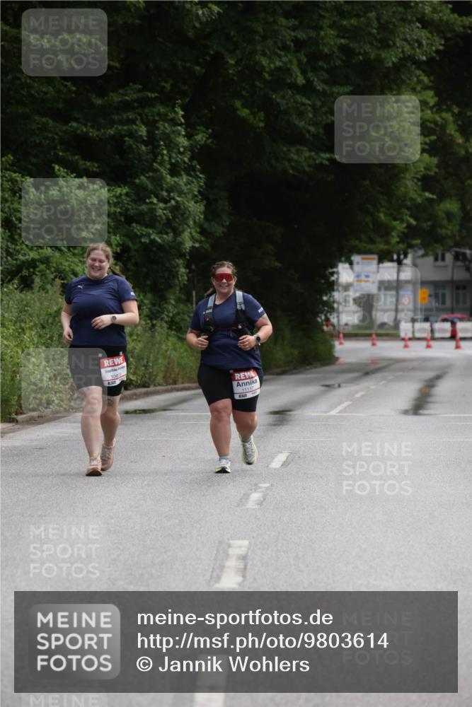 14.06.2026 - REWE Women's Run Jannik Wohlers http://msf.ph/oto/9803614 14.06.2026 10:24:50 Laufen 1083, 11117 meine-sportfotos.de