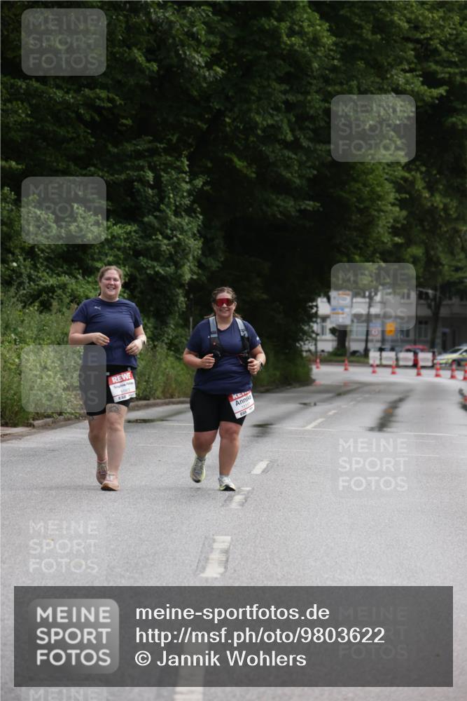 14.06.2026 - REWE Women's Run Jannik Wohlers http://msf.ph/oto/9803622 14.06.2026 10:24:51 Laufen 1083, 11117 meine-sportfotos.de