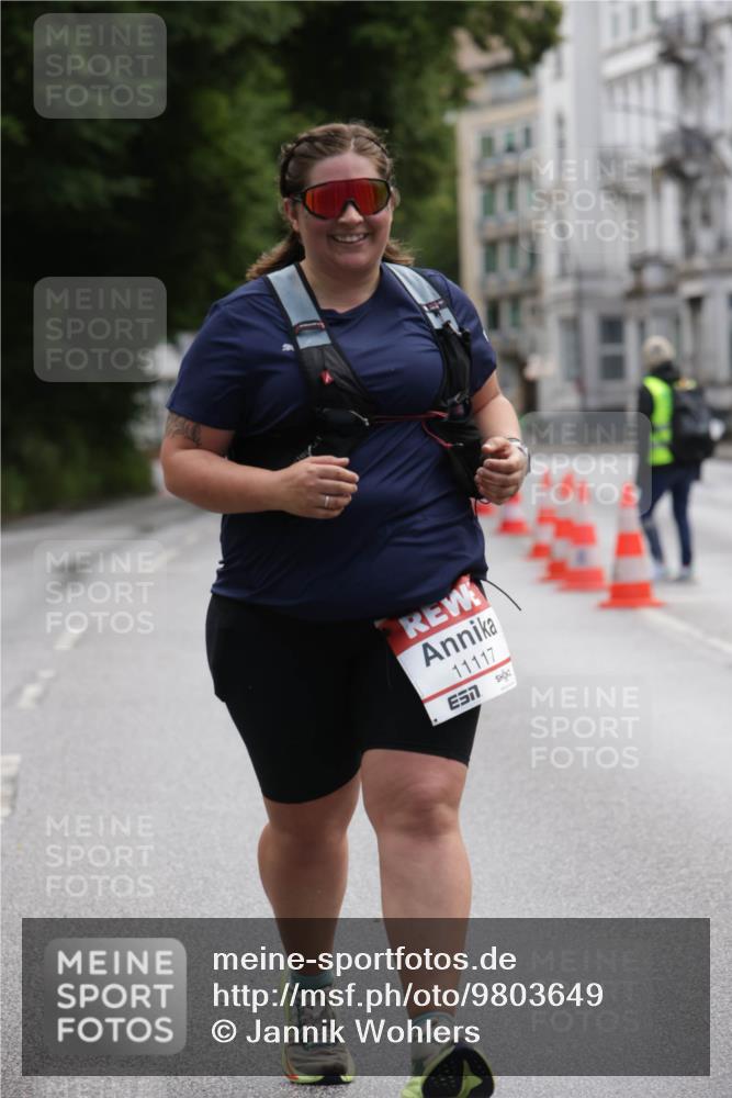14.06.2026 - REWE Women's Run Jannik Wohlers http://msf.ph/oto/9803649 14.06.2026 10:24:59 Laufen 11117 meine-sportfotos.de
