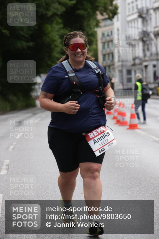 14.06.2026 - REWE Women's Run Jannik Wohlers http://msf.ph/oto/9803650 14.06.2026 10:24:59 Laufen 11117, 7 meine-sportfotos.de