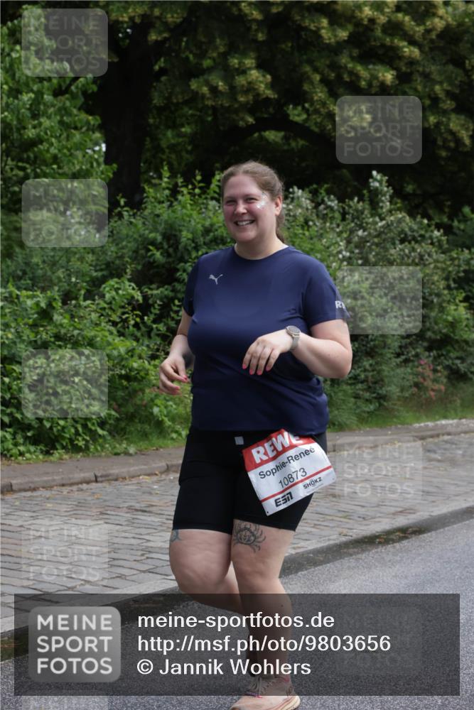 14.06.2026 - REWE Women's Run Jannik Wohlers http://msf.ph/oto/9803656 14.06.2026 10:25:01 Laufen 10873, 7 meine-sportfotos.de