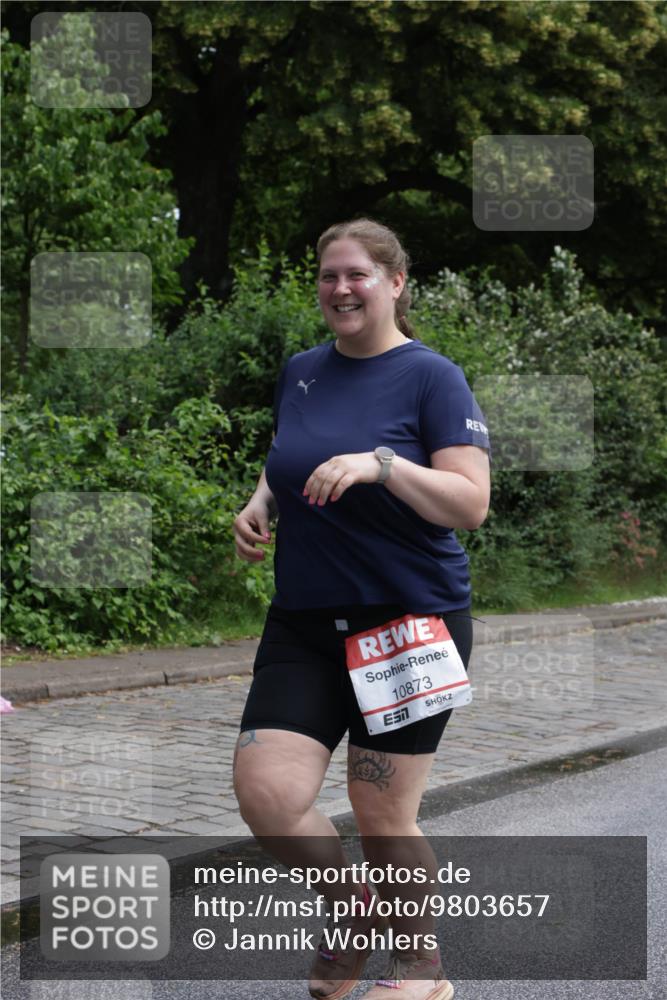 14.06.2026 - REWE Women's Run Jannik Wohlers http://msf.ph/oto/9803657 14.06.2026 10:25:01 Laufen 10873 meine-sportfotos.de