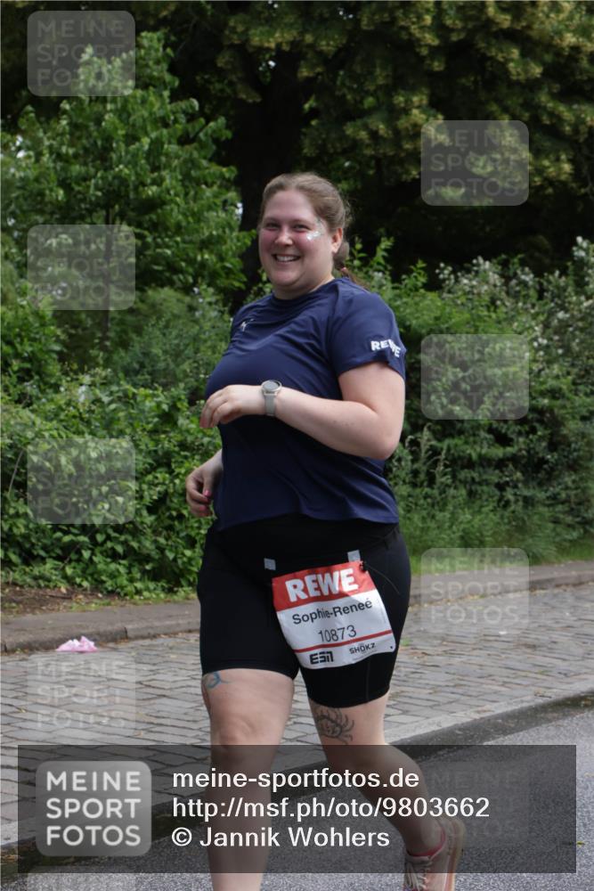 14.06.2026 - REWE Women's Run Jannik Wohlers http://msf.ph/oto/9803662 14.06.2026 10:25:01 Laufen 10873 meine-sportfotos.de