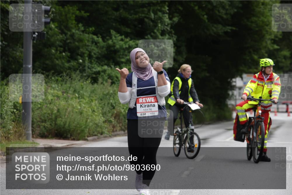 14.06.2026 - REWE Women's Run Jannik Wohlers http://msf.ph/oto/9803690 14.06.2026 10:28:15 Laufen 10176 meine-sportfotos.de