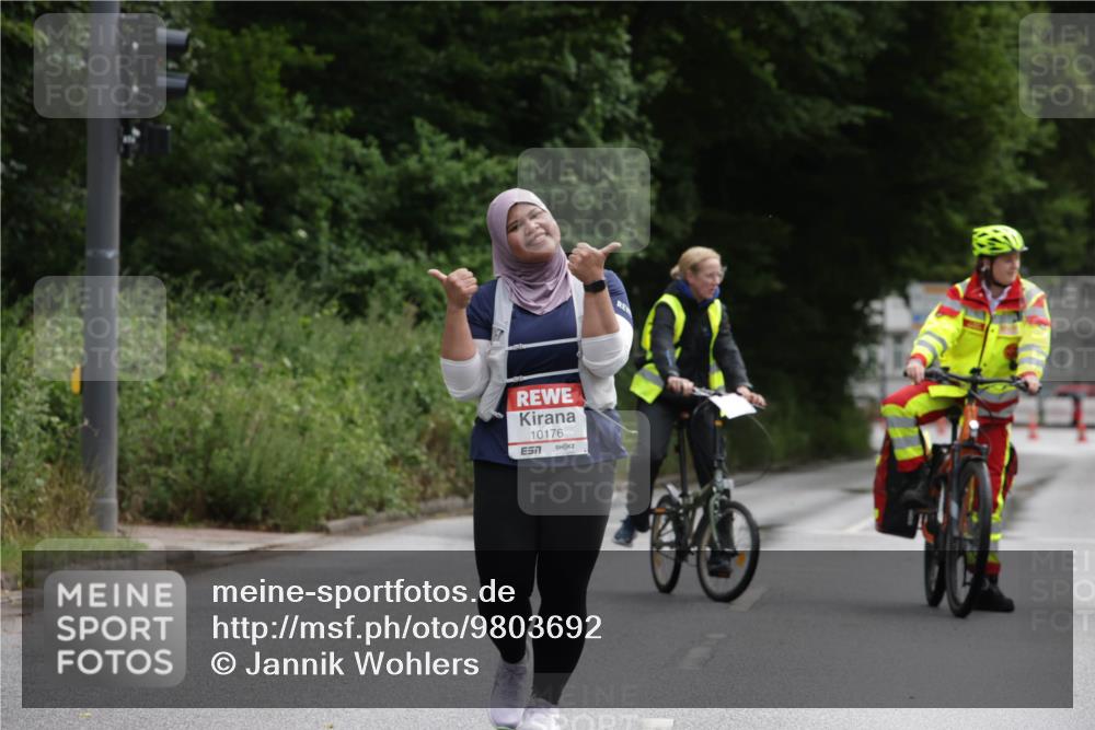 14.06.2026 - REWE Women's Run Jannik Wohlers http://msf.ph/oto/9803692 14.06.2026 10:28:15 Laufen 10176 meine-sportfotos.de