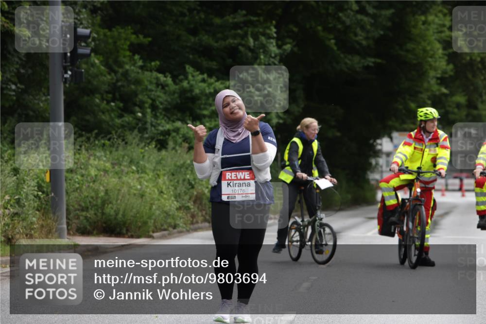 14.06.2026 - REWE Women's Run Jannik Wohlers http://msf.ph/oto/9803694 14.06.2026 10:28:15 Laufen 10176 meine-sportfotos.de