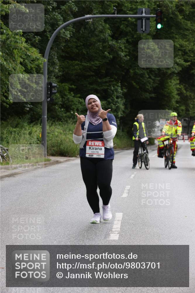 14.06.2026 - REWE Women's Run Jannik Wohlers http://msf.ph/oto/9803701 14.06.2026 10:28:19 Laufen 10176 meine-sportfotos.de
