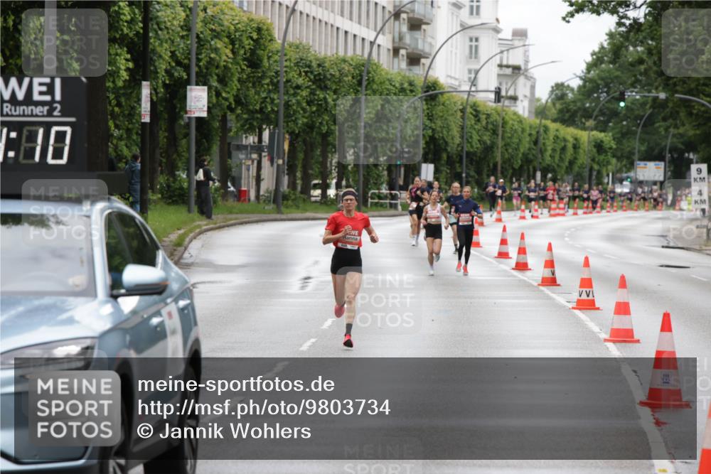 14.06.2026 - REWE Women's Run Jannik Wohlers http://msf.ph/oto/9803734 14.06.2026 10:36:29 Laufen 2, 1, 00, 9, 4 meine-sportfotos.de