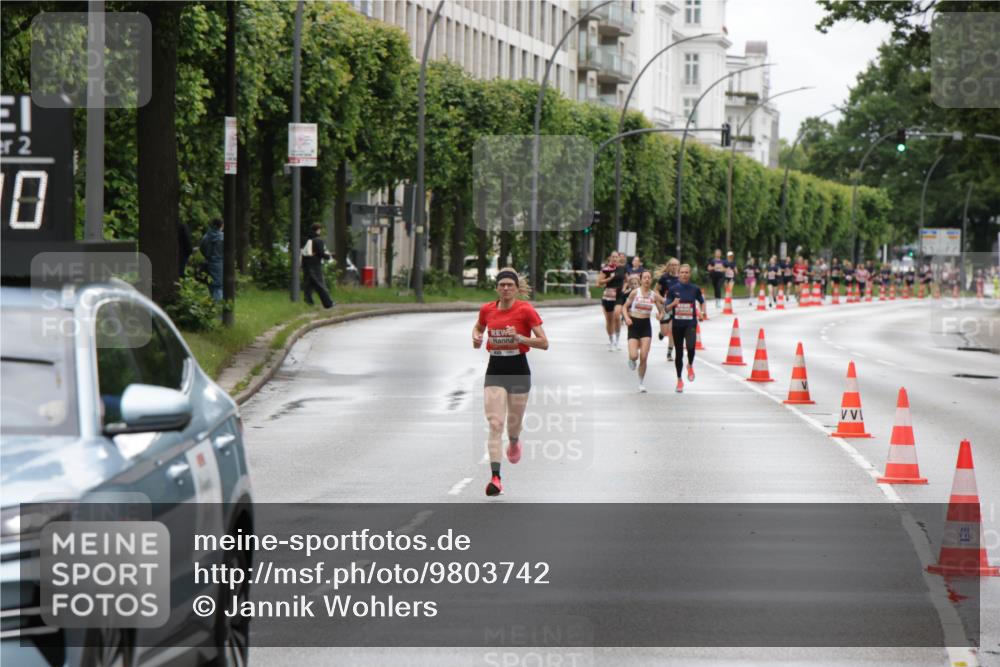 14.06.2026 - REWE Women's Run Jannik Wohlers http://msf.ph/oto/9803742 14.06.2026 10:36:29 Laufen 2 meine-sportfotos.de