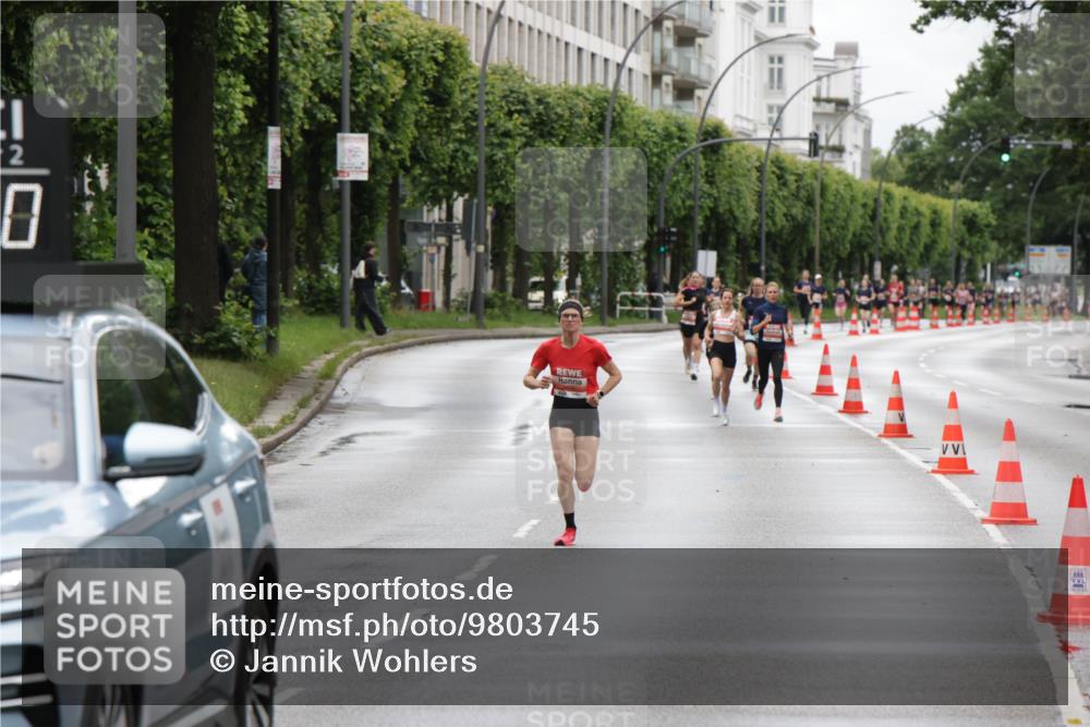 14.06.2026 - REWE Women's Run Jannik Wohlers http://msf.ph/oto/9803745 14.06.2026 10:36:29 Laufen 2 meine-sportfotos.de