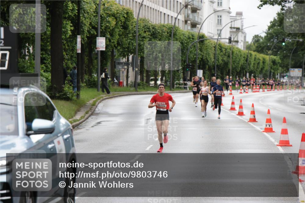 14.06.2026 - REWE Women's Run Jannik Wohlers http://msf.ph/oto/9803746 14.06.2026 10:36:29 Laufen 2 meine-sportfotos.de
