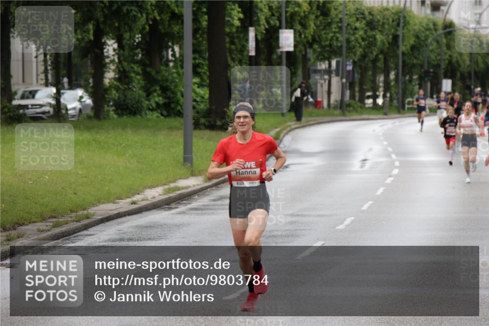 14.06.2026 - REWE Women's Run Jannik Wohlers http://msf.ph/oto/9803784 14.06.2026 10:36:33 Laufen 5910 meine-sportfotos.de
