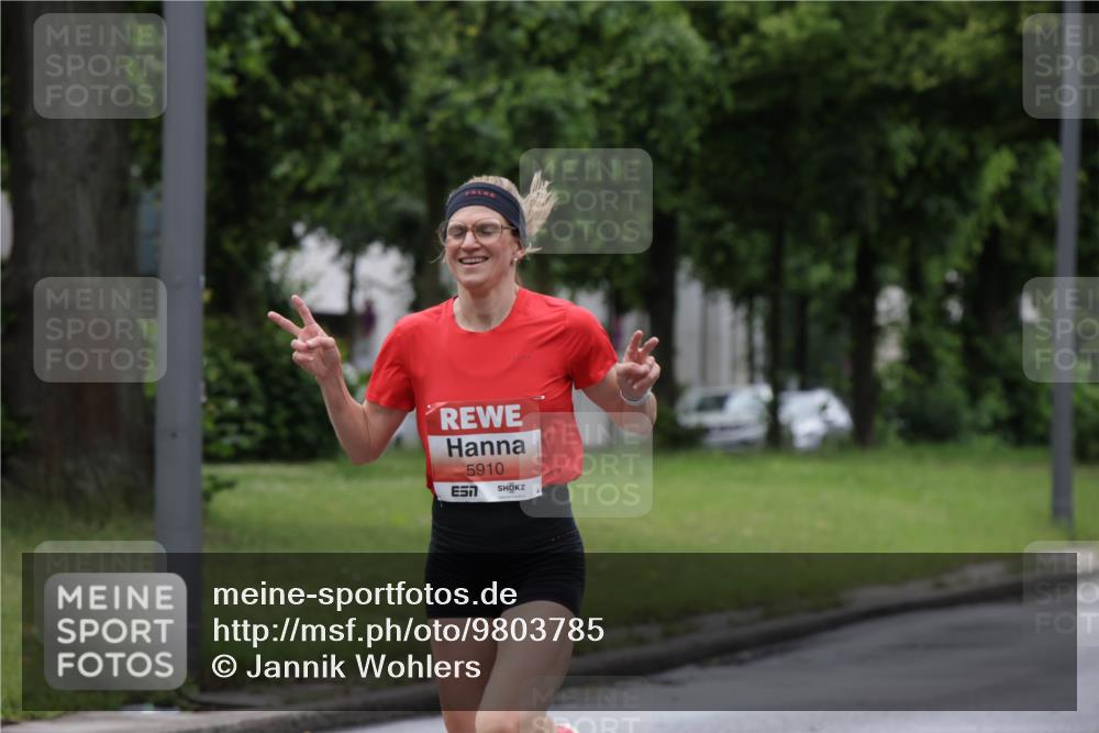 14.06.2026 - REWE Women's Run Jannik Wohlers http://msf.ph/oto/9803785 14.06.2026 10:36:35 Laufen 5910, 7 meine-sportfotos.de
