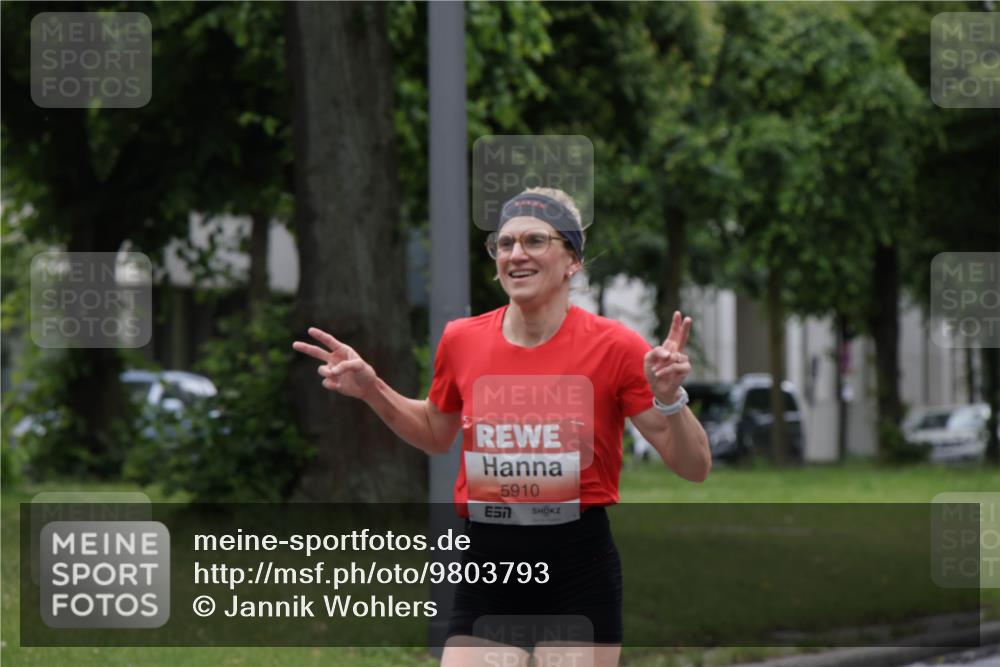 14.06.2026 - REWE Women's Run Jannik Wohlers http://msf.ph/oto/9803793 14.06.2026 10:36:36 Laufen 5910, 7 meine-sportfotos.de