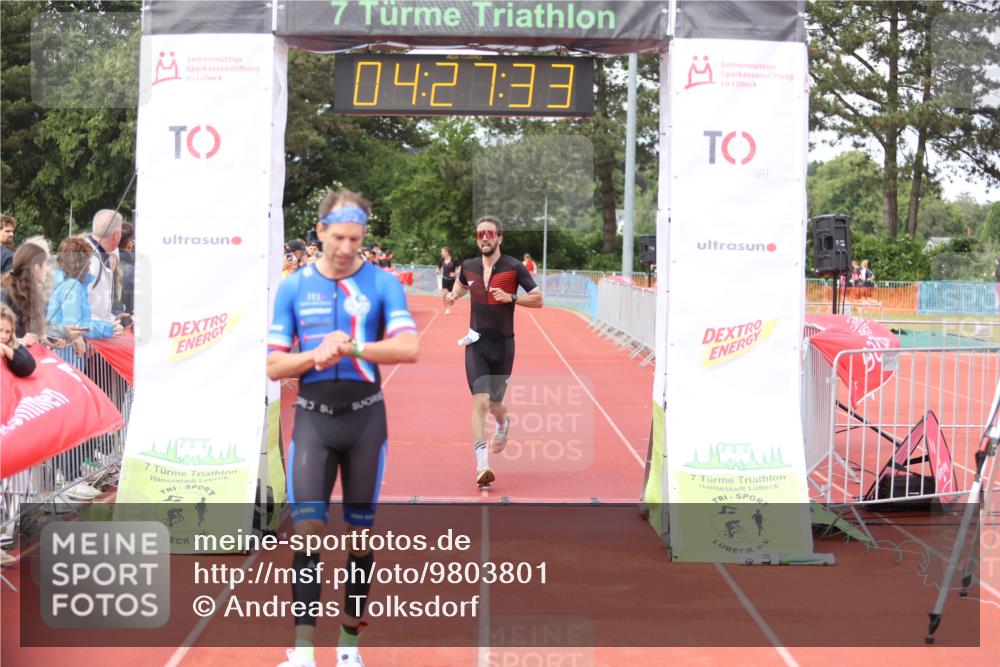 14.06.2026 - 7 Türme Triathlon Andreas Tolksdorf http://msf.ph/oto/9803801 14.06.2026 15:27:32 Ziel 851, 994 meine-sportfotos.de