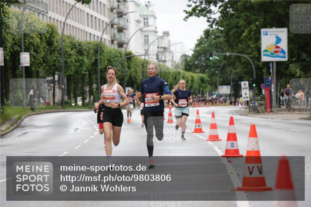 14.06.2026 - REWE Women's Run Jannik Wohlers http://msf.ph/oto/9803806 14.06.2026 10:36:39 Laufen 737 meine-sportfotos.de